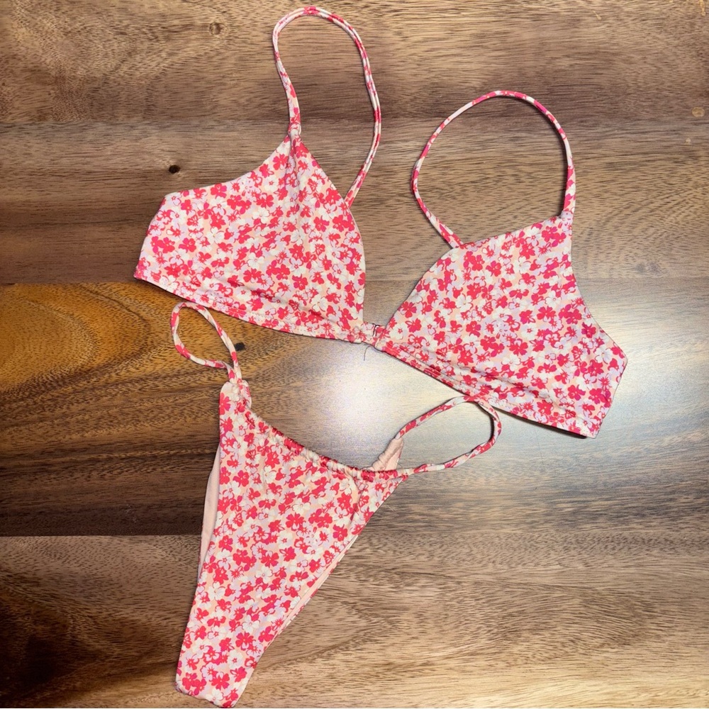 Frankie's Bikinis Set